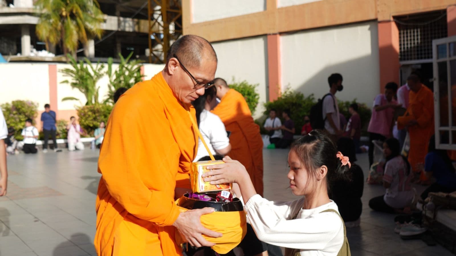 Pindapata, Wujud Bakti dan Cinta Kasih di Yayasan Perguruan Sultan Iskandar Muda